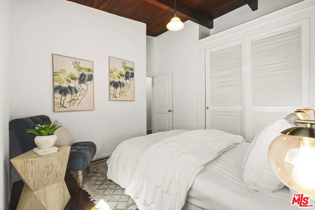 1113 N Beverly Glen Boulevard, Los Angeles, California 90077 home-pic-25